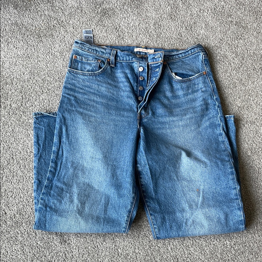Levi’s rib cage straight ankle jeans